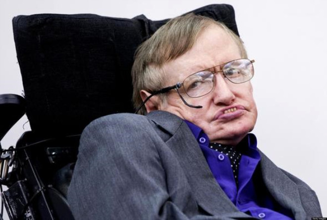 Photo of Stephen Hawking yaşamını yitirdi