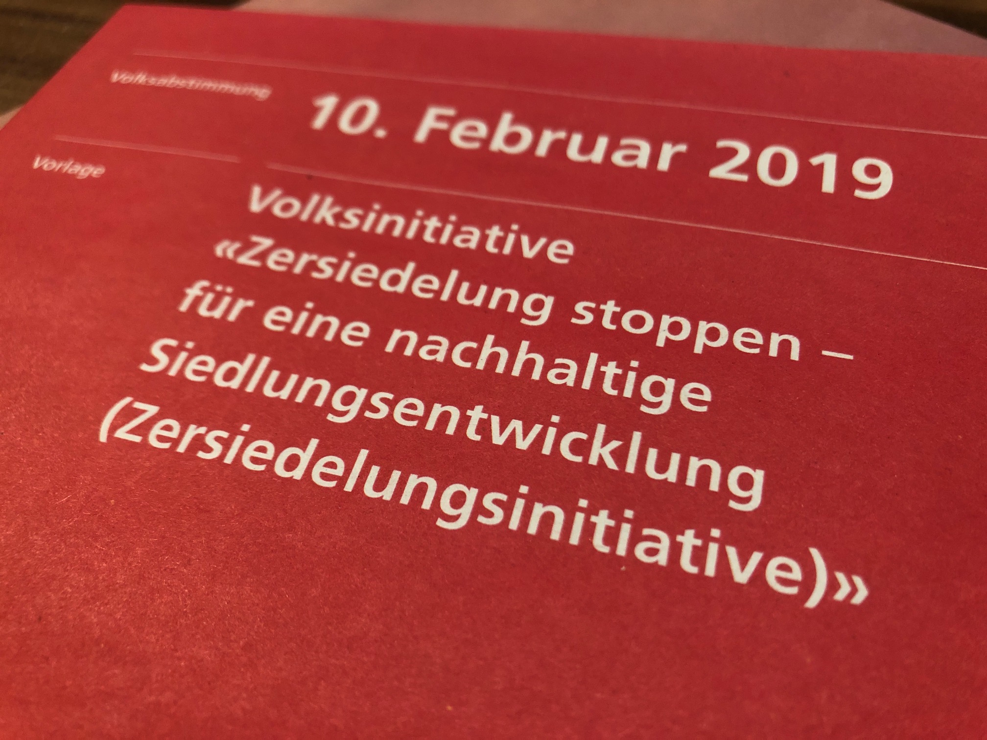 Photo of 10 Şubat Çarpık Kentleşme İnisiyatifi – Zersiedelungsinitiative oylaması