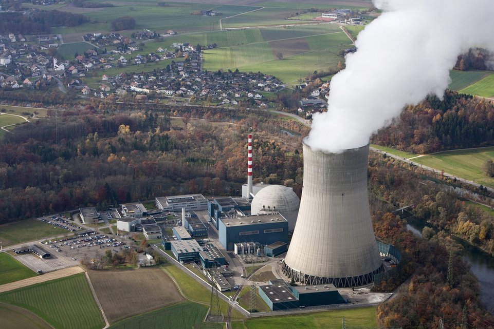 Photo of İsviçre nükleer enerji santralini kapattı