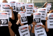 Photo of Medya çalışanları işten çıkarmaları protesto etti